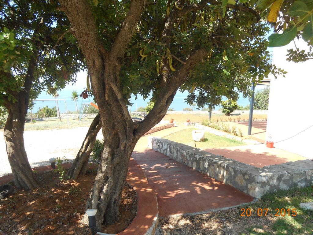 Regina Apartments Simotata Sissia Lourdata  Chambre photo
