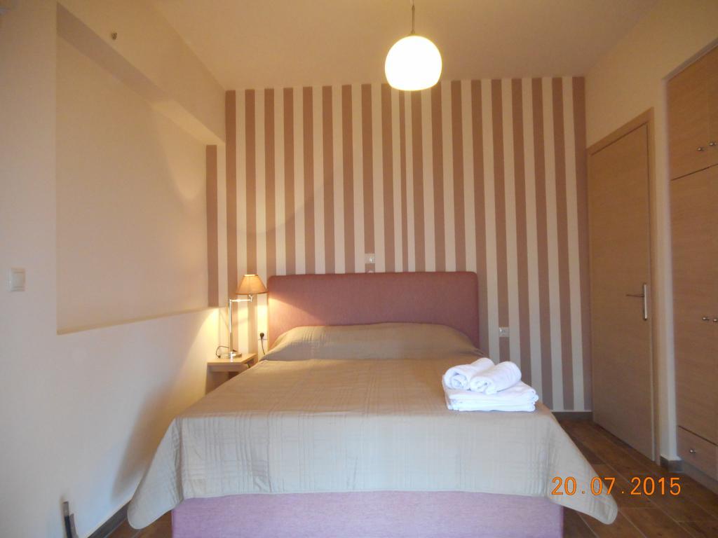 Regina Apartments Simotata Sissia Lourdata  Chambre photo