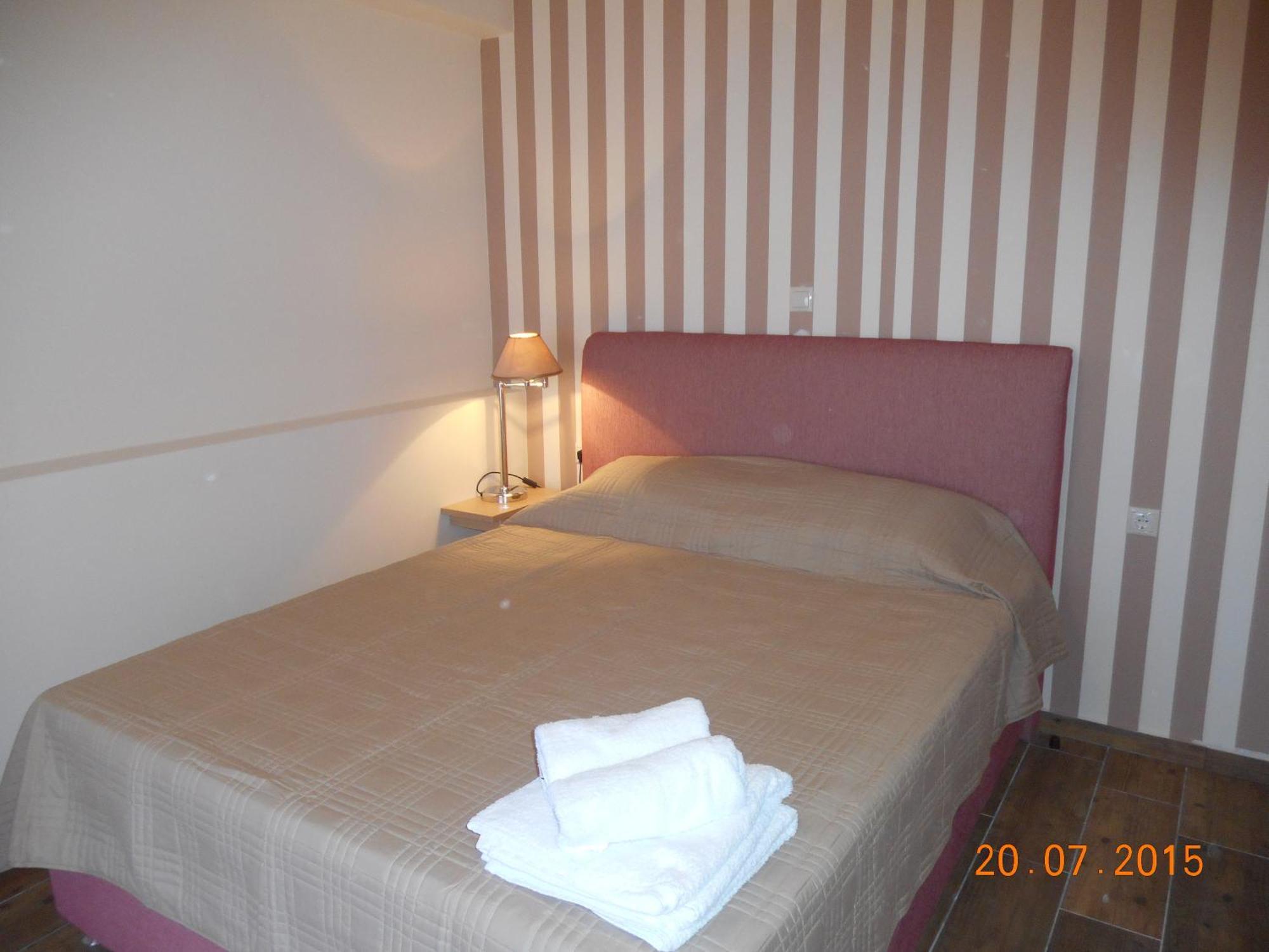 Regina Apartments Simotata Sissia Lourdata  Chambre photo